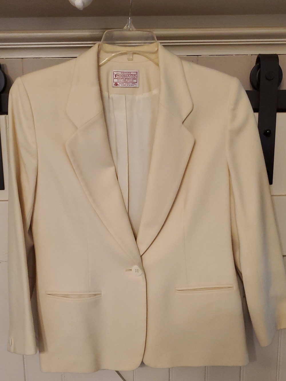 Pendleton Cream Single-Button Women's Blazer
